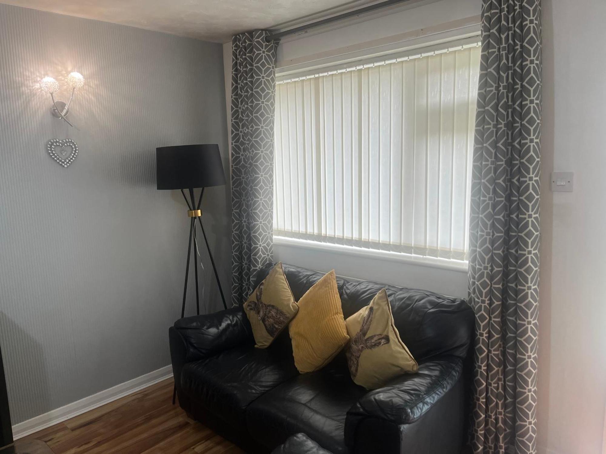 Charming 2-bedroom In *