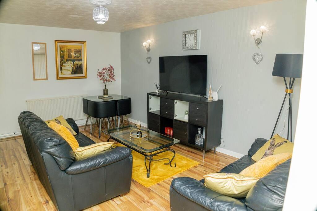 Апартаменты Charming 2-bedroom In *